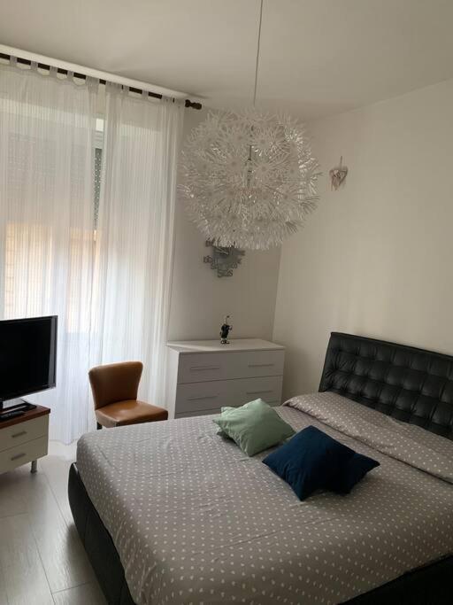 Appartamento Centralissimo Elegante Terni Exterior foto